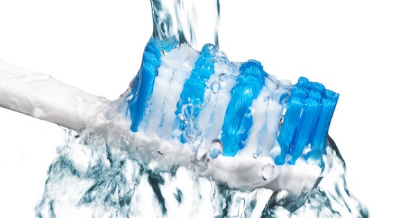 5 tips para a los gérmenes lejos de tu cepillo de dientes - ClikiSalud.net | Fundación Carlos Slim