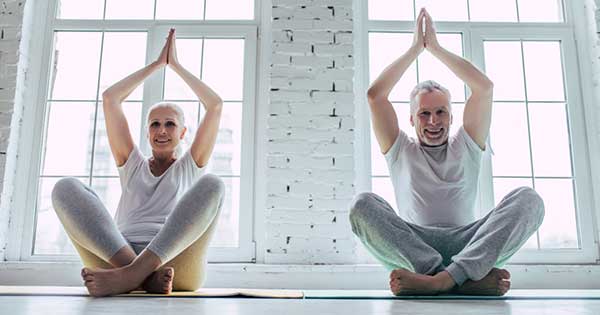 8 rutinas de ejercicio para adultos mayores durante el aislamiento -  ClikiSalud.net | Fundación Carlos Slim