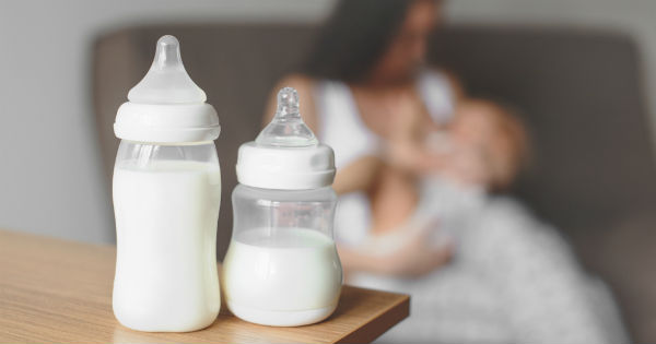 Leche de crecimiento o leche de vaca? - Maternitis. Maternidad, crianza y  planes en familia